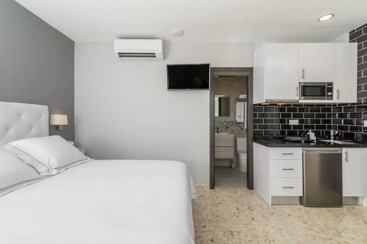 Carihuela Plaza Apartamentos Turisticos Torremolinos Spagna